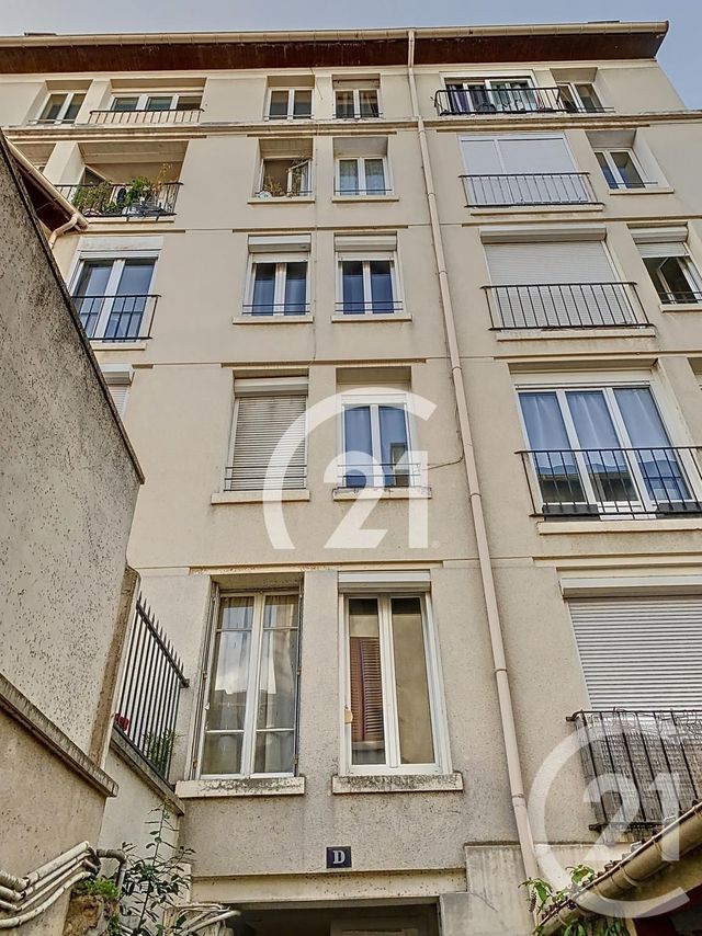 Appartement F2 à vendre - 2 pièces - 24.0 m2 - SURESNES - 92 - ILE-DE-FRANCE - Century 21 Arconsilium