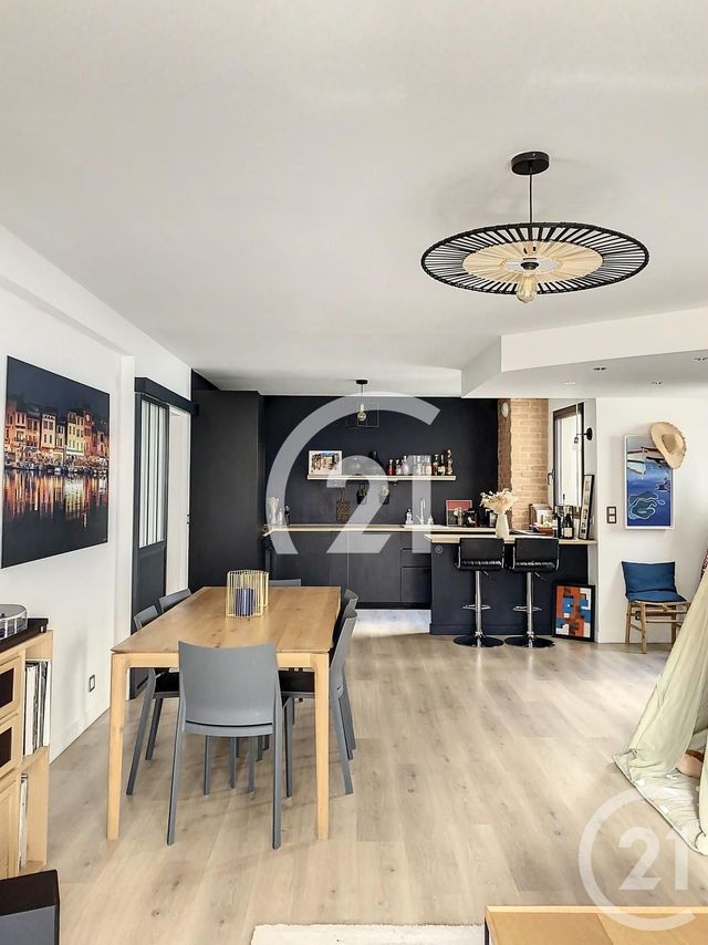 Appartement F3 à vendre - 3 pièces - 77.0 m2 - SURESNES - 92 - ILE-DE-FRANCE - Century 21 Arconsilium