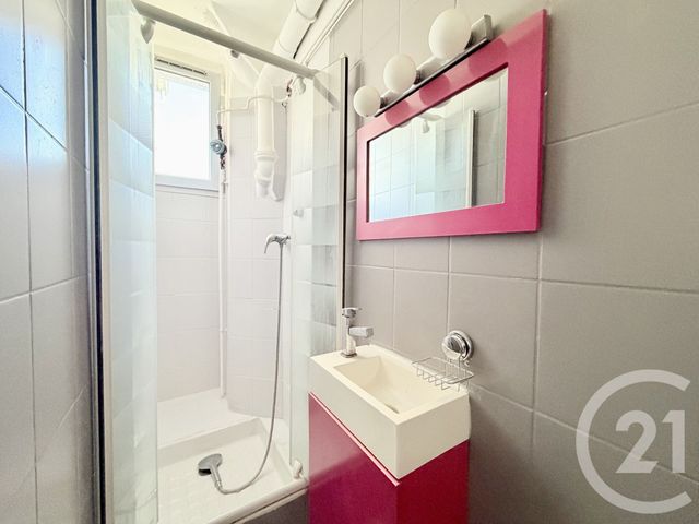 Appartement F1 à louer - 1 pièce - 27.0 m2 - SURESNES - 92 - ILE-DE-FRANCE - Century 21 Arconsilium