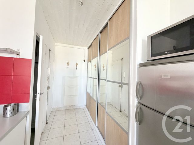Appartement F1 à louer - 1 pièce - 27.0 m2 - SURESNES - 92 - ILE-DE-FRANCE - Century 21 Arconsilium