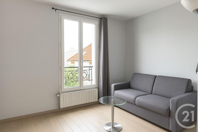 Appartement Duplex à vendre - 4 pièces - 71.0 m2 - SURESNES - 92 - ILE-DE-FRANCE - Century 21 Arconsilium