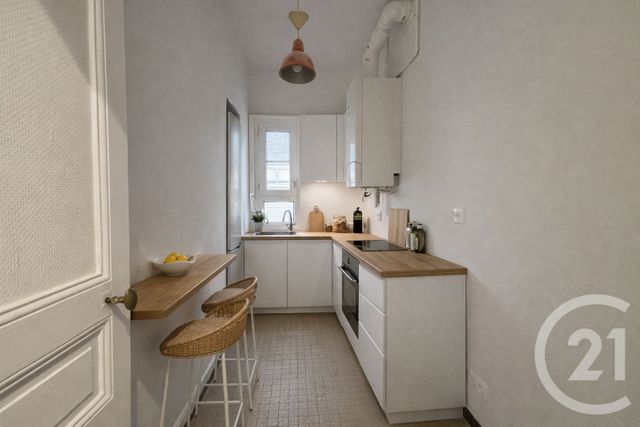 Appartement F3 à vendre - 3 pièces - 49.8 m2 - SURESNES - 92 - ILE-DE-FRANCE - Century 21 Arconsilium