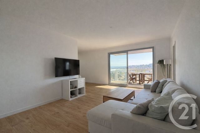 Appartement F4 à vendre - 4 pièces - 83.0 m2 - SURESNES - 92 - ILE-DE-FRANCE - Century 21 Arconsilium