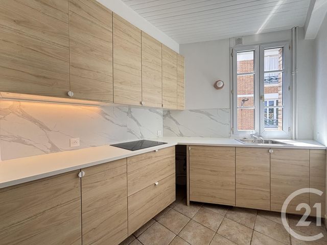 Appartement F3 à vendre - 3 pièces - 67.97 m2 - SURESNES - 92 - ILE-DE-FRANCE - Century 21 Arconsilium