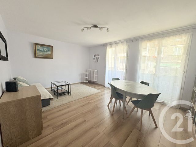 Appartement F3 à louer SURESNES