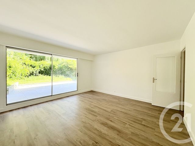 Appartement F2 à louer - 2 pièces - 61.07 m2 - RUEIL MALMAISON - 92 - ILE-DE-FRANCE - Century 21 Arconsilium