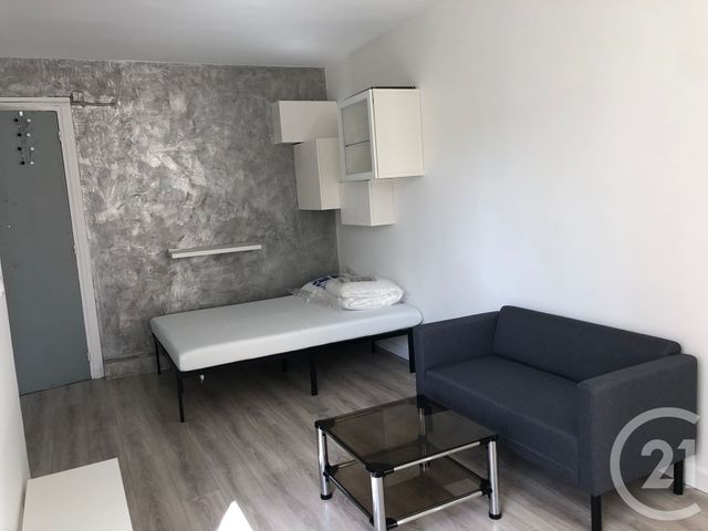 Appartement F1 à louer - 1 pièce - 25.78 m2 - COURBEVOIE - 92 - ILE-DE-FRANCE - Century 21 Arconsilium