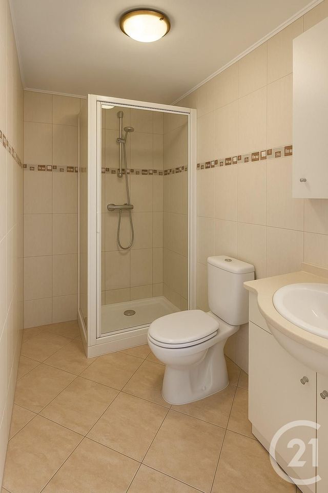 Appartement F3 à vendre - 3 pièces - 44.0 m2 - SURESNES - 92 - ILE-DE-FRANCE - Century 21 Arconsilium