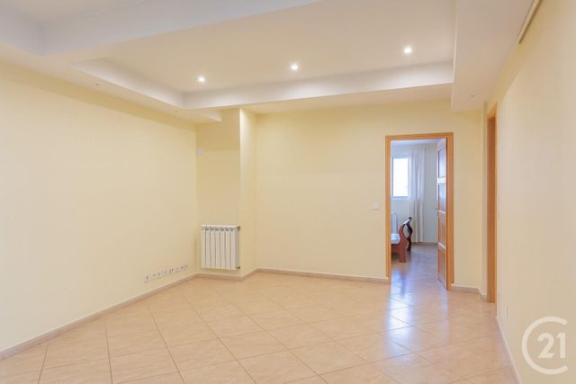 Appartement F3 à vendre - 3 pièces - 44.0 m2 - SURESNES - 92 - ILE-DE-FRANCE - Century 21 Arconsilium