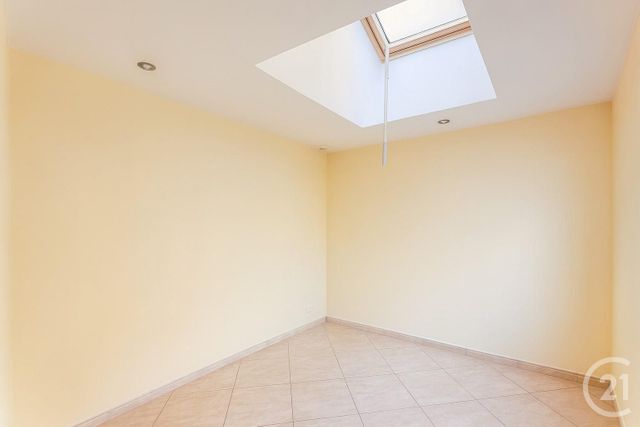 Appartement F3 à vendre - 3 pièces - 44.0 m2 - SURESNES - 92 - ILE-DE-FRANCE - Century 21 Arconsilium