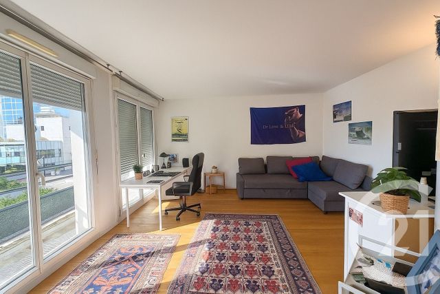 Appartement F2 à louer - 2 pièces - 47.7 m2 - SURESNES - 92 - ILE-DE-FRANCE - Century 21 Arconsilium
