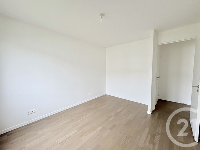 Appartement F4 à louer - 4 pièces - 84.0 m2 - SURESNES - 92 - ILE-DE-FRANCE - Century 21 Arconsilium