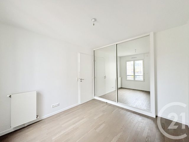 Appartement F4 à louer - 4 pièces - 84.0 m2 - SURESNES - 92 - ILE-DE-FRANCE - Century 21 Arconsilium