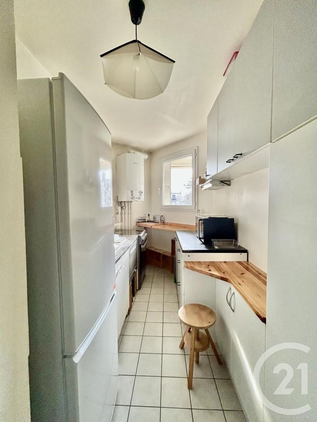 Appartement à louer - 3 pièces - 61.0 m2 - SURESNES - 92 - ILE-DE-FRANCE - Century 21 Arconsilium