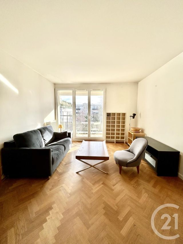 Appartement à louer SURESNES