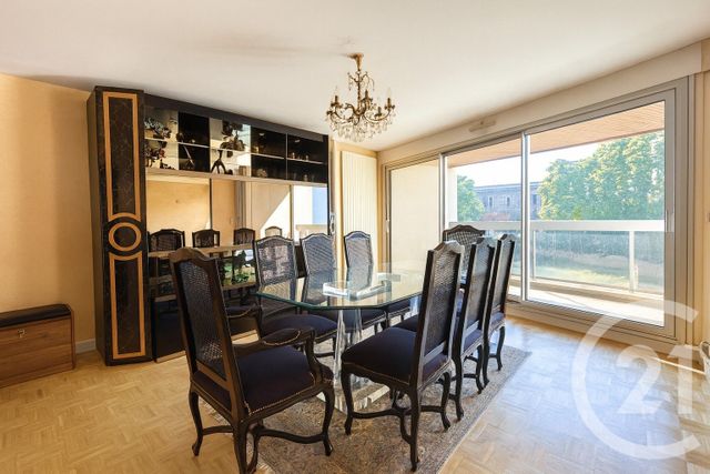 Afficher la photo en grand Appartement F4 à vendre - 4 pièces - 104.6 m2 - CHATOU - 78 - ILE-DE-FRANCE - Century 21 Arconsilium