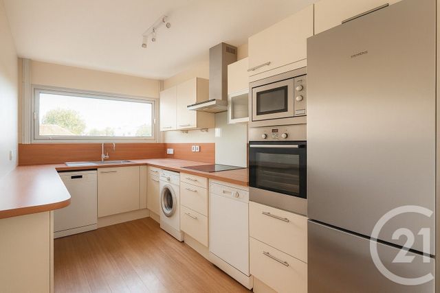 Afficher la photo en grand Appartement F4 à vendre - 4 pièces - 104.6 m2 - CHATOU - 78 - ILE-DE-FRANCE - Century 21 Arconsilium