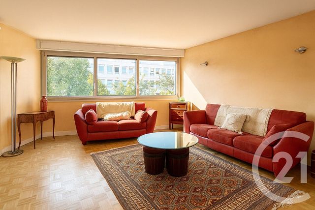 Afficher la photo en grand Appartement F4 à vendre - 4 pièces - 104.6 m2 - CHATOU - 78 - ILE-DE-FRANCE - Century 21 Arconsilium