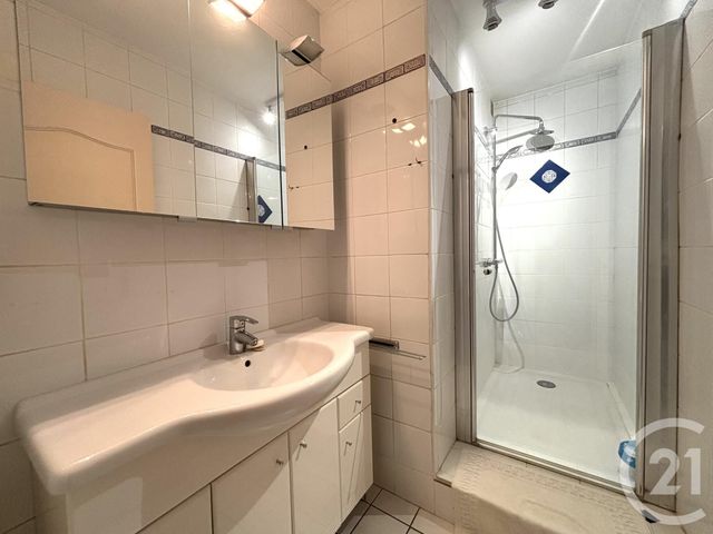 Afficher la photo en grand Appartement F4 à vendre - 4 pièces - 104.6 m2 - CHATOU - 78 - ILE-DE-FRANCE - Century 21 Arconsilium