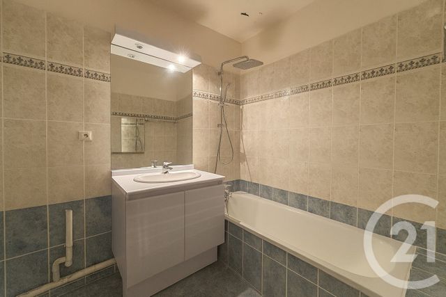 Appartement F4 à vendre - 3 pièces - 85.22 m2 - SURESNES - 92 - ILE-DE-FRANCE - Century 21 Arconsilium