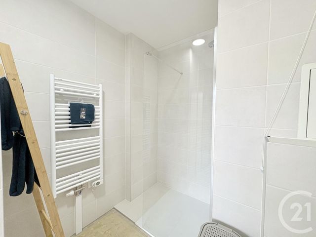 Appartement F2 à louer - 2 pièces - 38.12 m2 - SURESNES - 92 - ILE-DE-FRANCE - Century 21 Arconsilium