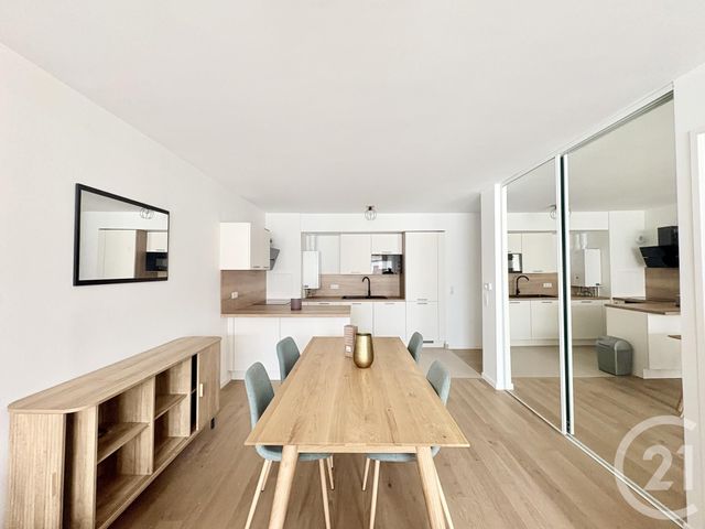 Appartement F3 à louer - 3 pièces - 70.26 m2 - SURESNES - 92 - ILE-DE-FRANCE - Century 21 Arconsilium