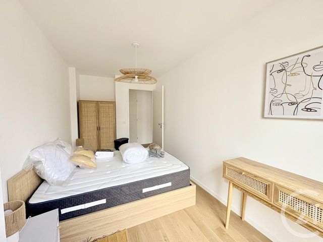 Appartement F3 à louer - 3 pièces - 70.26 m2 - SURESNES - 92 - ILE-DE-FRANCE - Century 21 Arconsilium