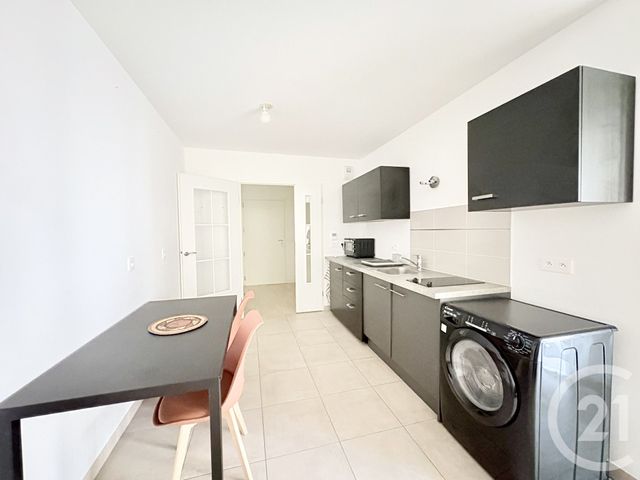 Appartement à louer - 2 pièces - 48.02 m2 - SURESNES - 92 - ILE-DE-FRANCE - Century 21 Arconsilium