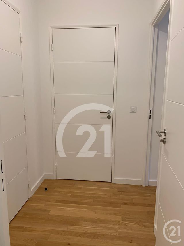 Appartement F4 à vendre - 4 pièces - 75.0 m2 - SURESNES - 92 - ILE-DE-FRANCE - Century 21 Arconsilium