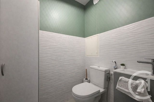 Appartement F4 à vendre - 4 pièces - 75.0 m2 - SURESNES - 92 - ILE-DE-FRANCE - Century 21 Arconsilium