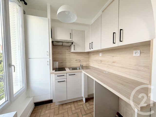Appartement F1 à louer - 1 pièce - 21.0 m2 - SURESNES - 92 - ILE-DE-FRANCE - Century 21 Arconsilium