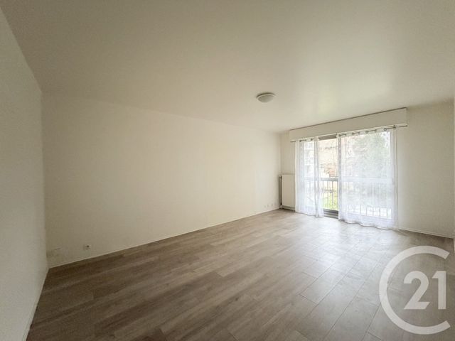 Appartement F2 à louer - 2 pièces - 44.84 m2 - SURESNES - 92 - ILE-DE-FRANCE - Century 21 Arconsilium