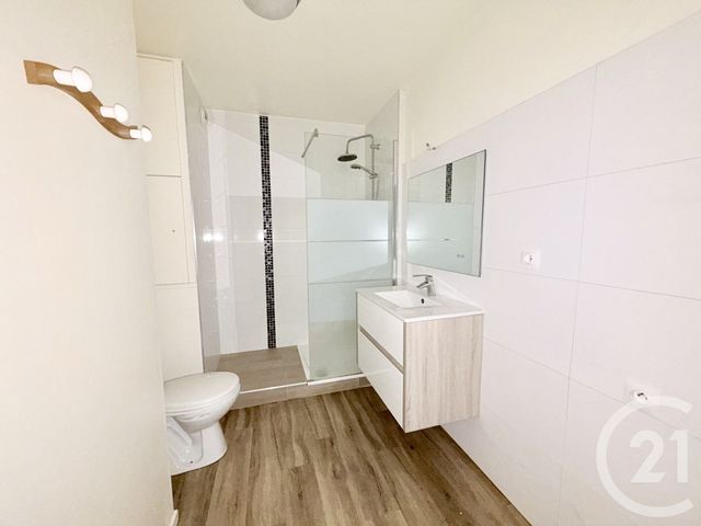 Appartement F2 à louer - 2 pièces - 44.84 m2 - SURESNES - 92 - ILE-DE-FRANCE - Century 21 Arconsilium