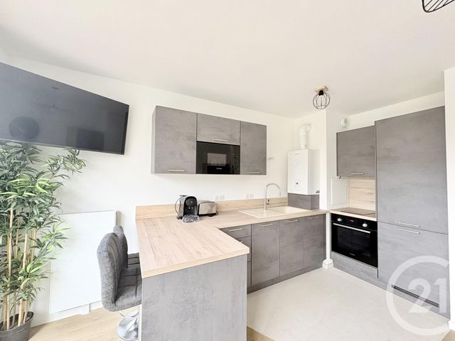 Appartement F2 à louer - 2 pièces - 38.24 m2 - SURESNES - 92 - ILE-DE-FRANCE - Century 21 Arconsilium