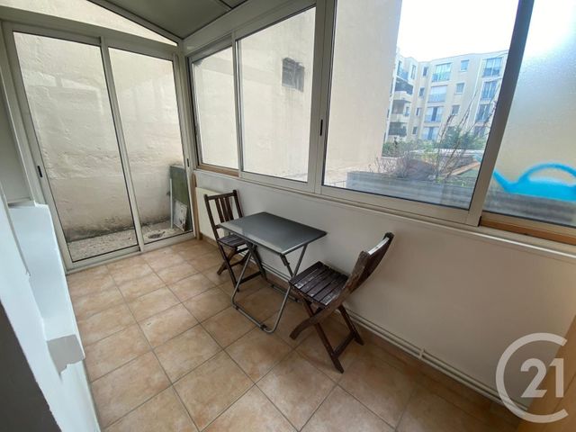 Appartement F2 à louer - 2 pièces - 35.68 m2 - SURESNES - 92 - ILE-DE-FRANCE - Century 21 Arconsilium
