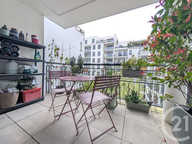 Appartement F3 à vendre - 3 pièces - 72.29 m2 - SURESNES - 92 - ILE-DE-FRANCE - Century 21 Arconsilium