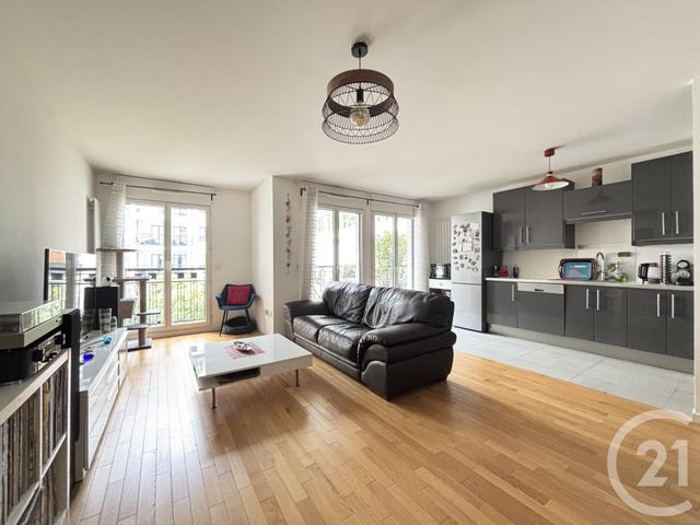 Appartement F3 à vendre - 3 pièces - 72.29 m2 - SURESNES - 92 - ILE-DE-FRANCE - Century 21 Arconsilium