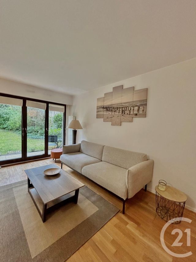 Appartement F2 à louer - 2 pièces - 44.94 m2 - SURESNES - 92 - ILE-DE-FRANCE - Century 21 Arconsilium