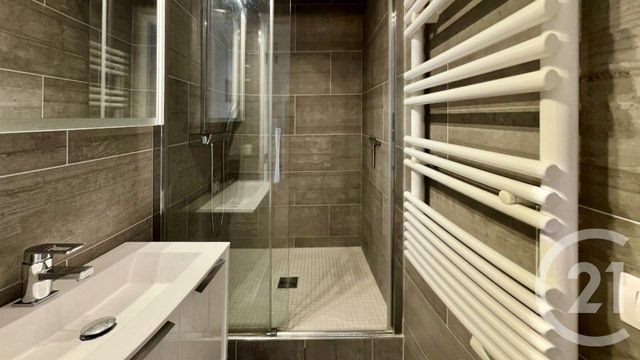 Appartement F4 à louer - 4 pièces - 85.0 m2 - SURESNES - 92 - ILE-DE-FRANCE - Century 21 Arconsilium