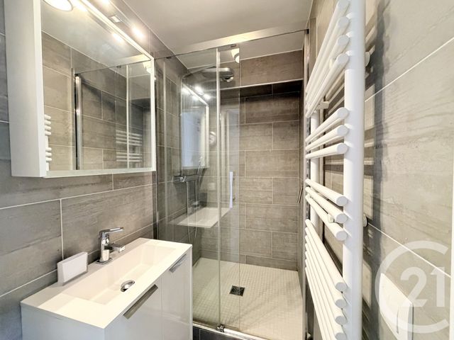 Appartement F4 à louer - 4 pièces - 85.0 m2 - SURESNES - 92 - ILE-DE-FRANCE - Century 21 Arconsilium