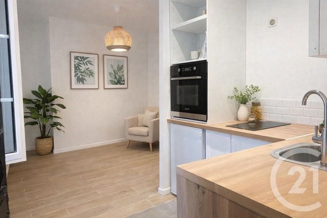 Appartement F2 à vendre - 2 pièces - 30.0 m2 - SURESNES - 92 - ILE-DE-FRANCE - Century 21 Arconsilium