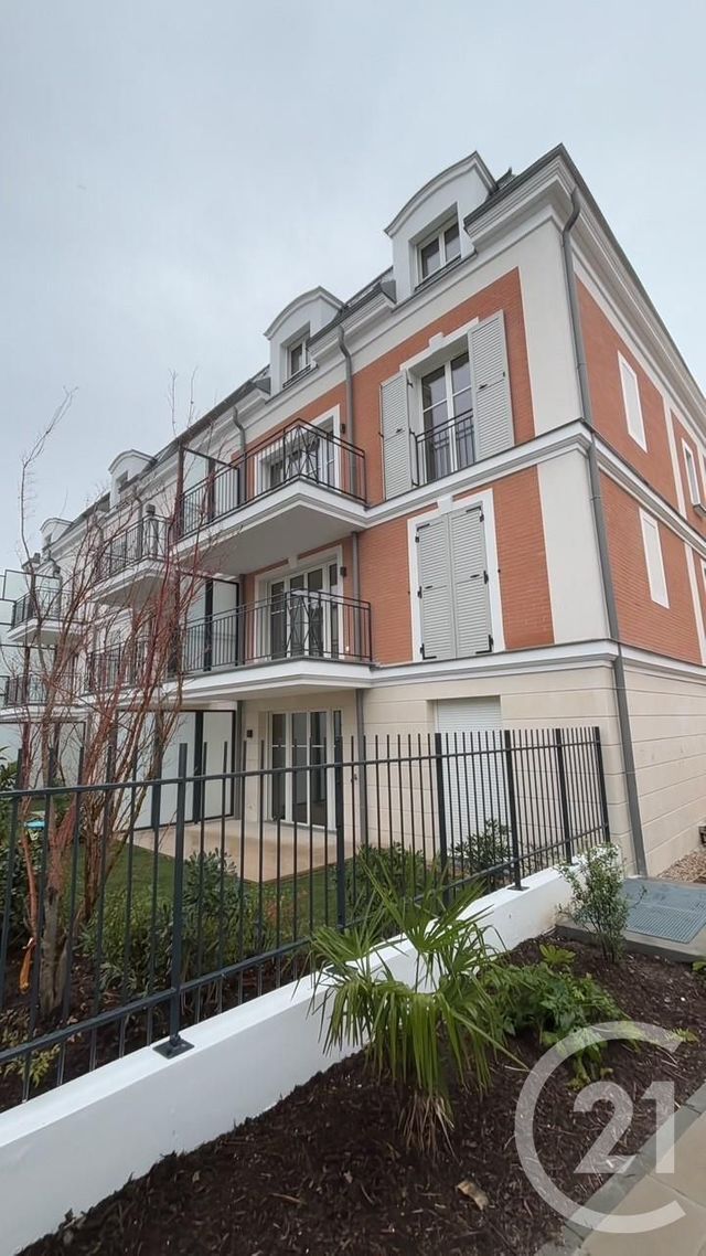 Appartement F2 à louer - 2 pièces - 41.0 m2 - SURESNES - 92 - ILE-DE-FRANCE - Century 21 Arconsilium