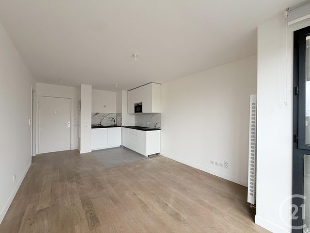 Appartement F2 à louer - 2 pièces - 41.0 m2 - SURESNES - 92 - ILE-DE-FRANCE - Century 21 Arconsilium