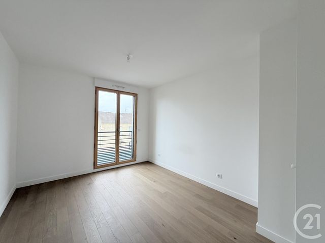 Appartement F2 à louer - 2 pièces - 41.0 m2 - SURESNES - 92 - ILE-DE-FRANCE - Century 21 Arconsilium