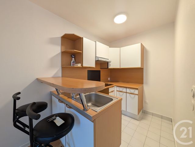 Appartement F2 à louer - 2 pièces - 37.97 m2 - SURESNES - 92 - ILE-DE-FRANCE - Century 21 Arconsilium