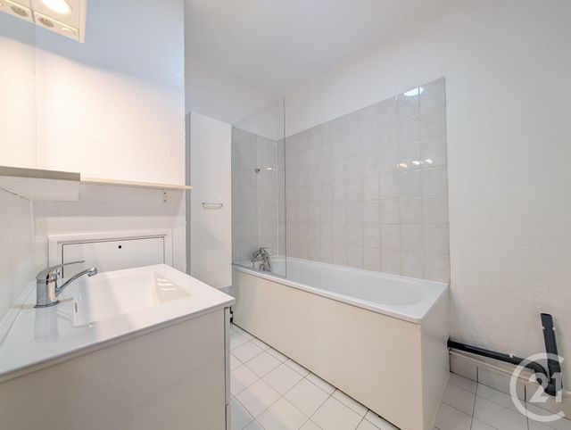 Appartement F2 à louer - 2 pièces - 37.97 m2 - SURESNES - 92 - ILE-DE-FRANCE - Century 21 Arconsilium