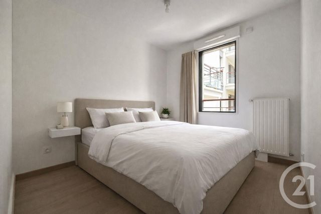 Appartement F4 à vendre - 4 pièces - 80.05 m2 - SURESNES - 92 - ILE-DE-FRANCE - Century 21 Arconsilium