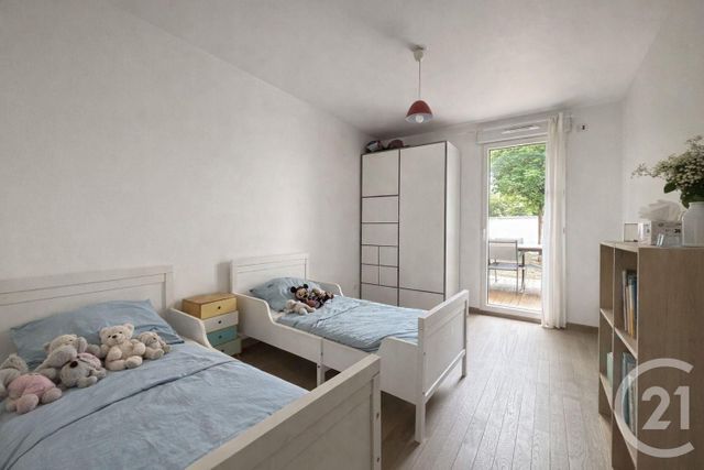 Appartement F4 à vendre - 4 pièces - 80.05 m2 - SURESNES - 92 - ILE-DE-FRANCE - Century 21 Arconsilium