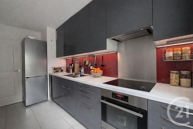 Appartement F4 à vendre - 4 pièces - 80.05 m2 - SURESNES - 92 - ILE-DE-FRANCE - Century 21 Arconsilium