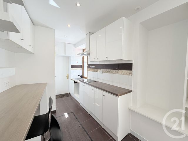 Appartement à louer - 2 pièces - 32.02 m2 - BOUGIVAL - 78 - ILE-DE-FRANCE - Century 21 Arconsilium